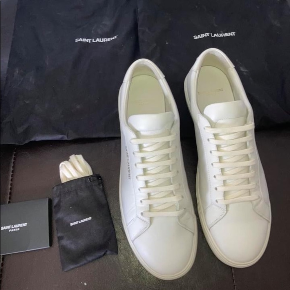 Saint Laurent Andy Low Top Leather Sneakers
